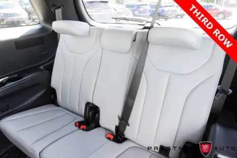 More photos of 2025 Hyundai Palisade SEL Premium at Prestman Auto, UT