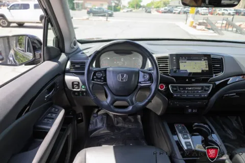 Photos of 2022 Honda Pilot Touring for sale in Salt Lake City, UT at Prestman Auto