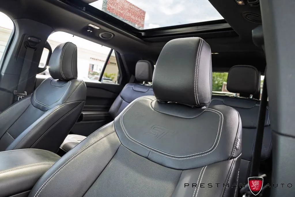 Ford Explorer photo 26