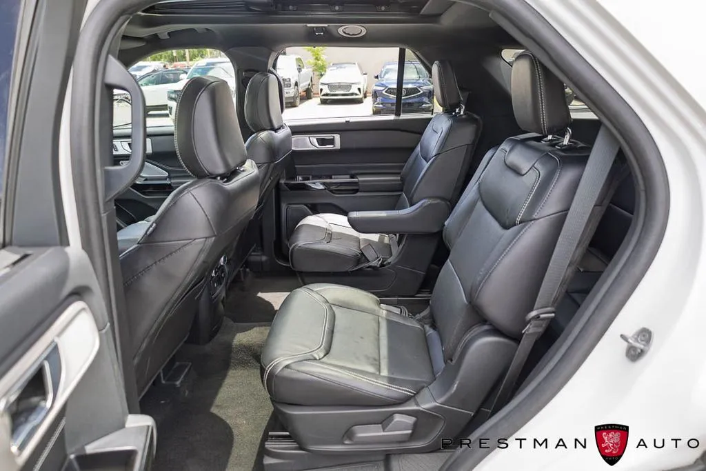 Ford Explorer photo 43