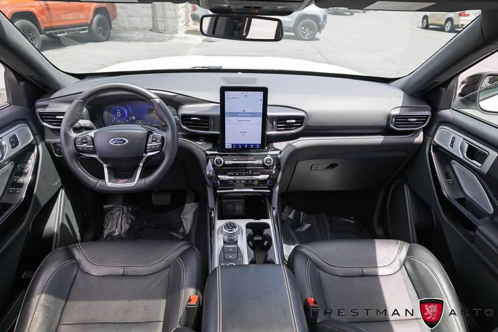 Ford Explorer photo 41