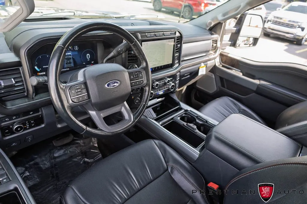 Ford F-450SD photo 23