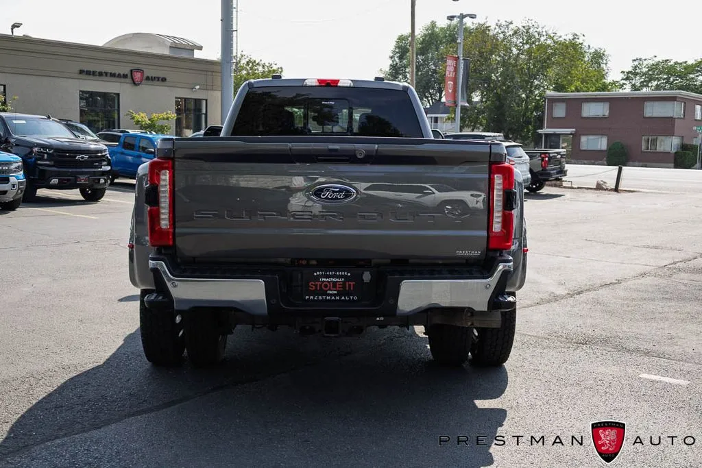 Ford F-450SD photo 22