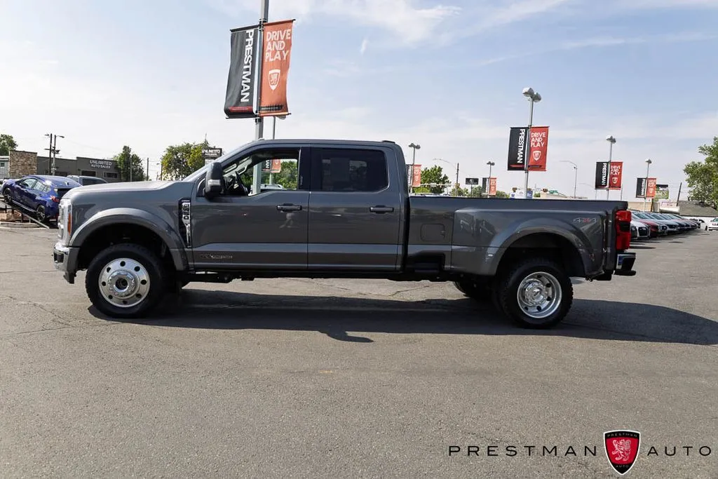 Ford F-450SD photo 20
