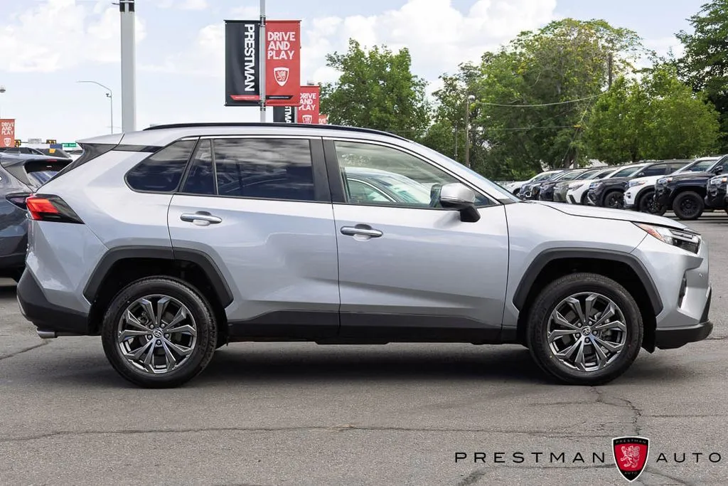 Toyota RAV4 photo 21