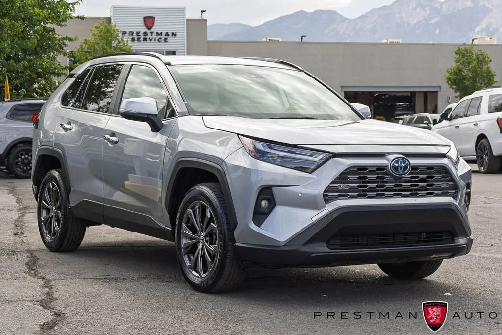 Toyota RAV4 photo 14