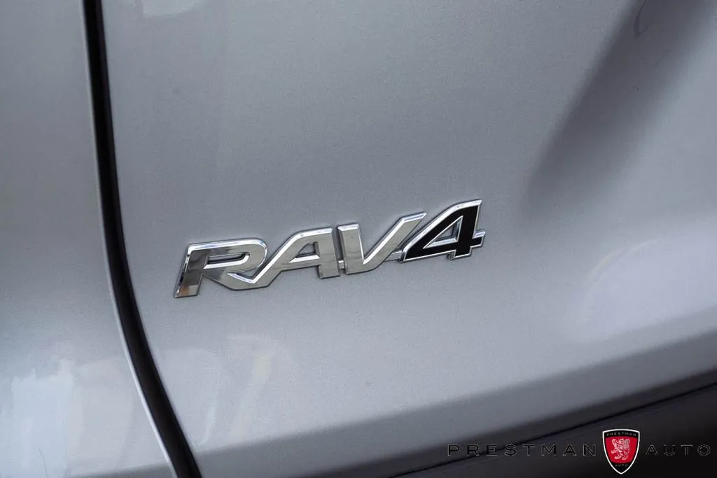Toyota RAV4 photo 43