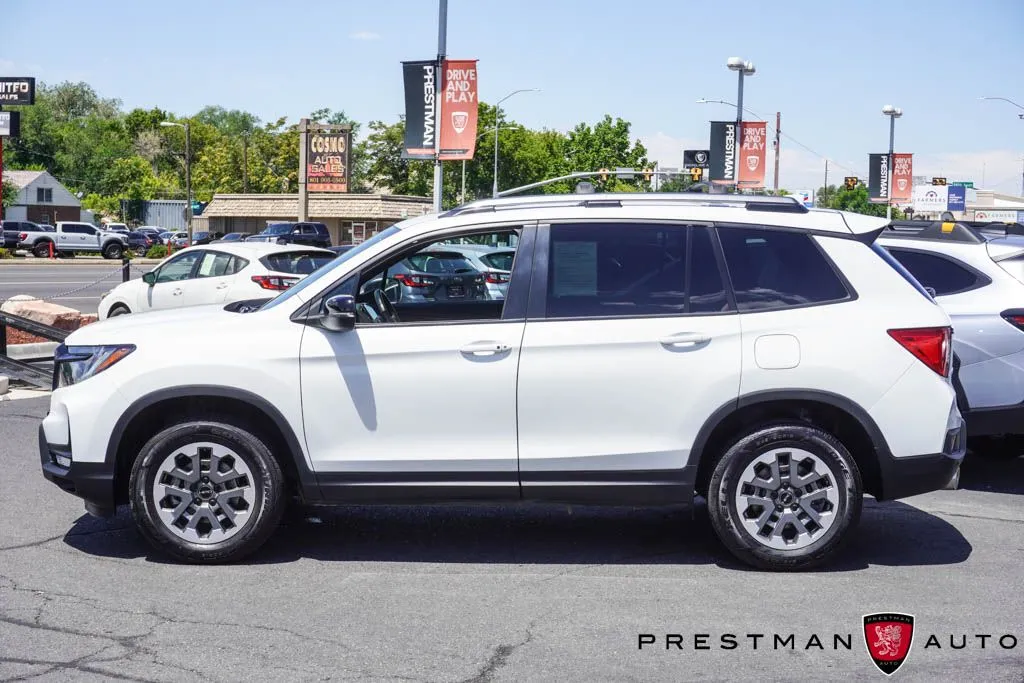 Honda Passport photo 21