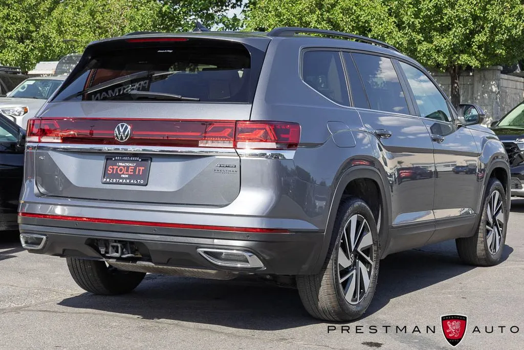 2024 Volkswagen Atlas SE w/Tech - Photo 17