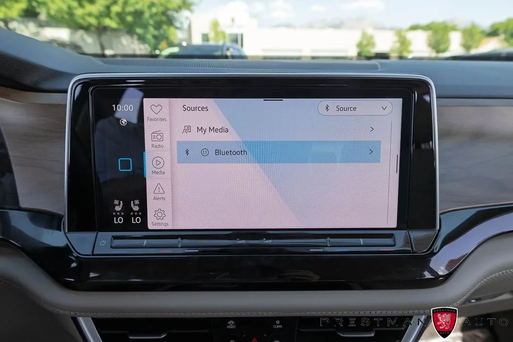 2024 Volkswagen Atlas SE w/Tech - Photo 29