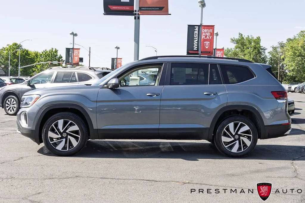 2024 Volkswagen Atlas SE w/Tech - Photo 14