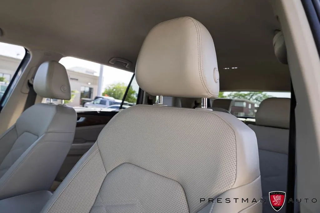 2024 Volkswagen Atlas SE w/Tech - Photo 23