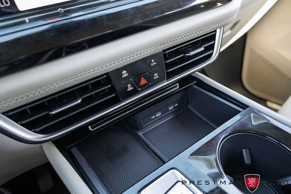2024 Volkswagen Atlas SE w/Tech - Photo 32