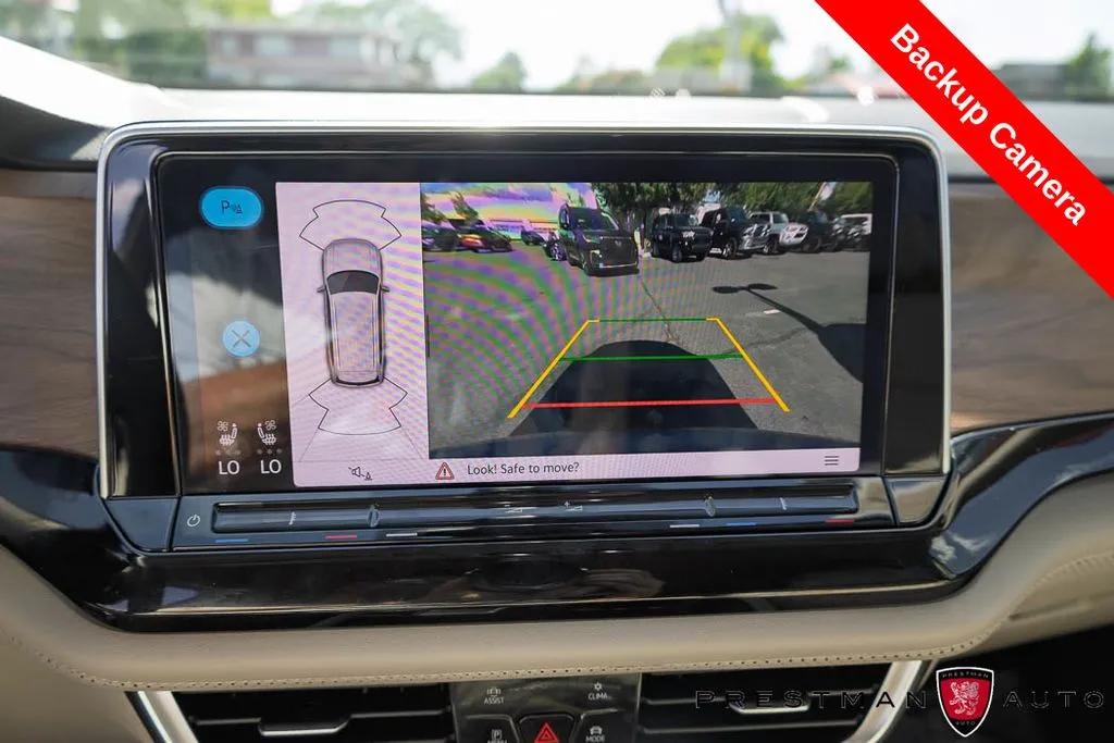 2024 Volkswagen Atlas SE w/Tech - Photo 8