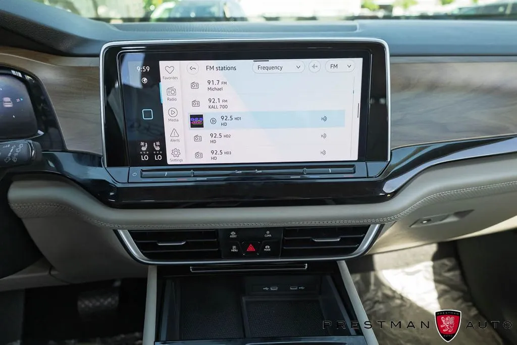 2024 Volkswagen Atlas SE w/Tech - Photo 27