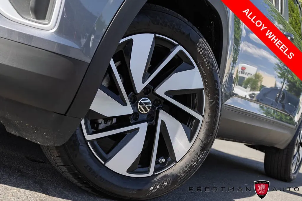 2024 Volkswagen Atlas SE w/Tech - Photo 11