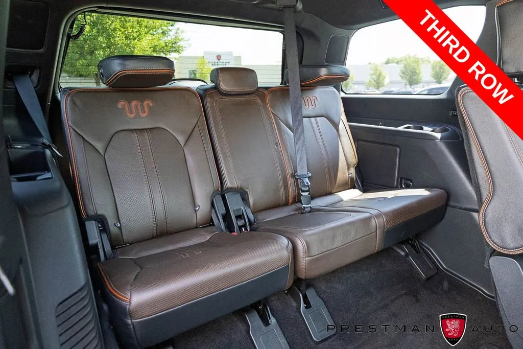 Ford Expedition photo 5