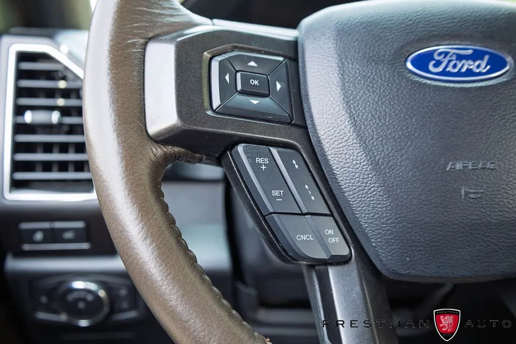 Ford Expedition photo 34