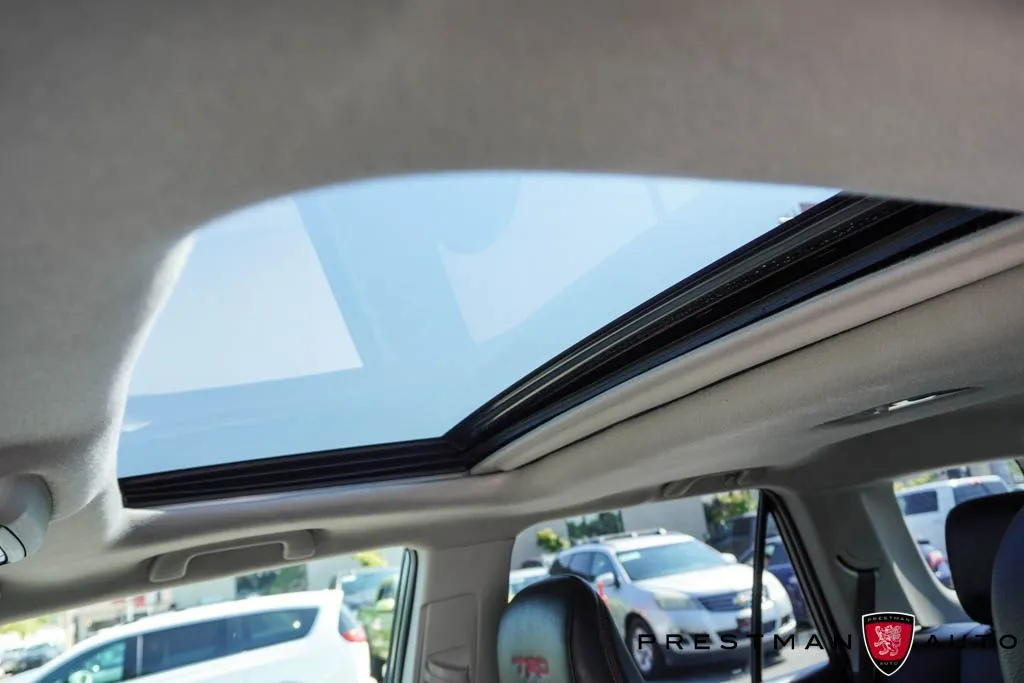 Toyota 4Runner photo 8