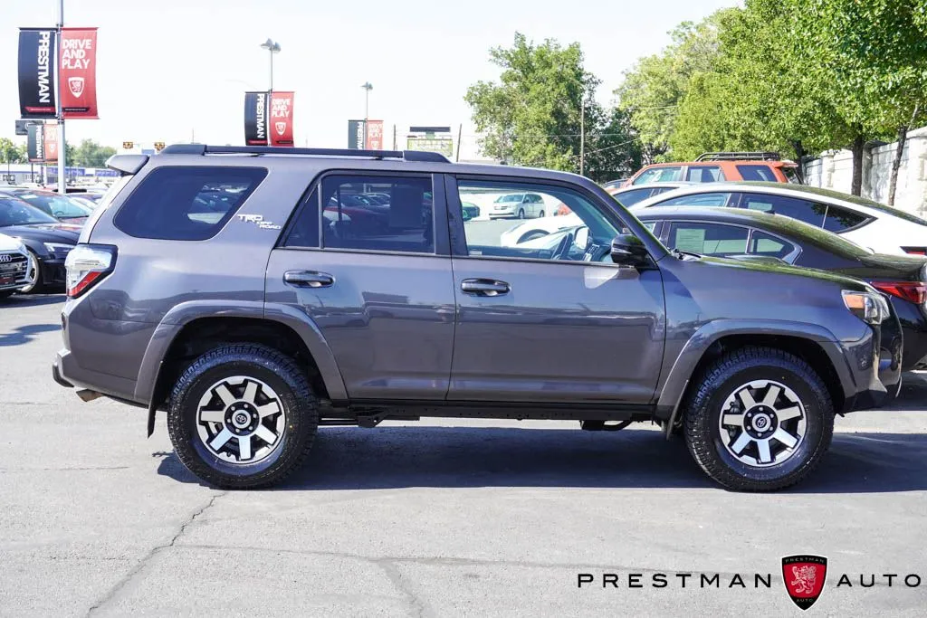 Toyota 4Runner photo 24