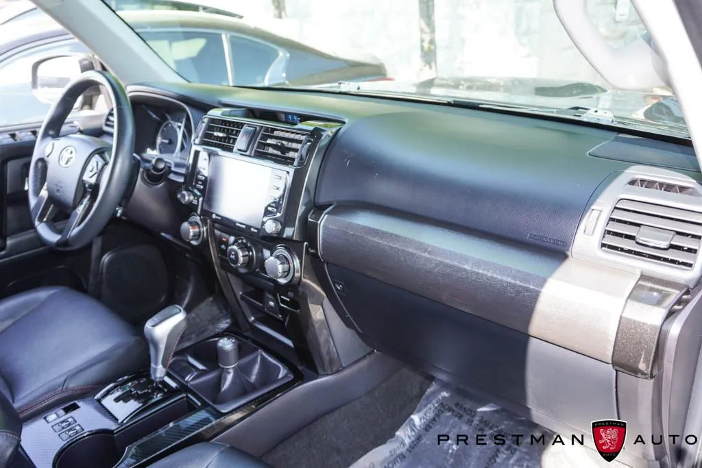 Toyota 4Runner photo 48
