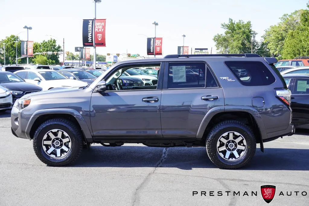 Toyota 4Runner photo 19