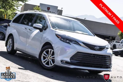 White 2024 Toyota Sienna Platinum for sale in Salt Lake City, UT