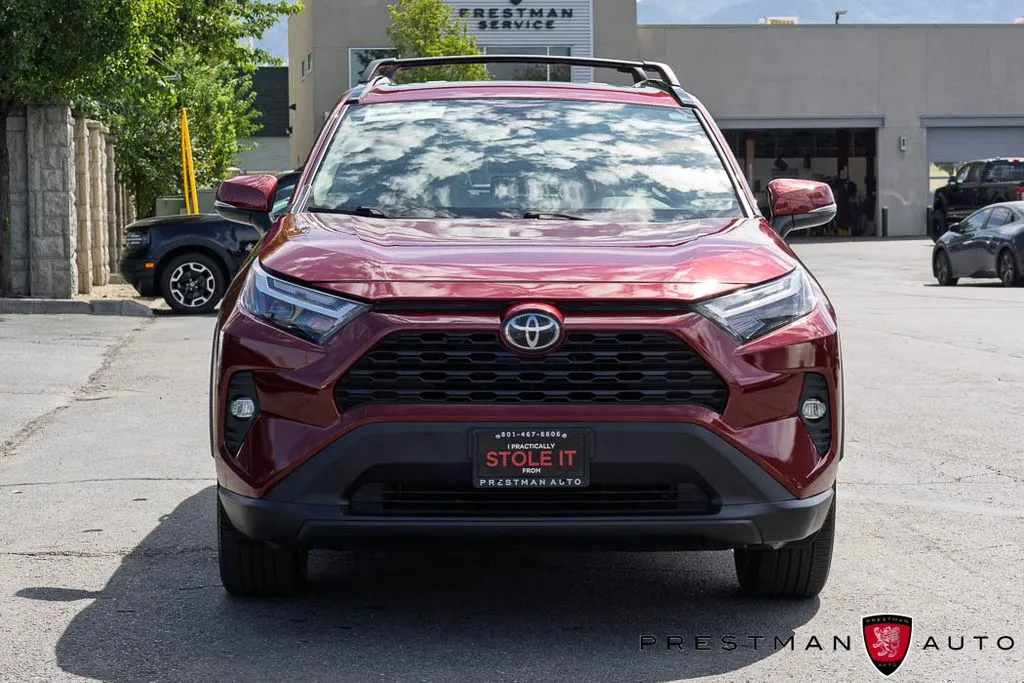 Toyota RAV4 photo 11