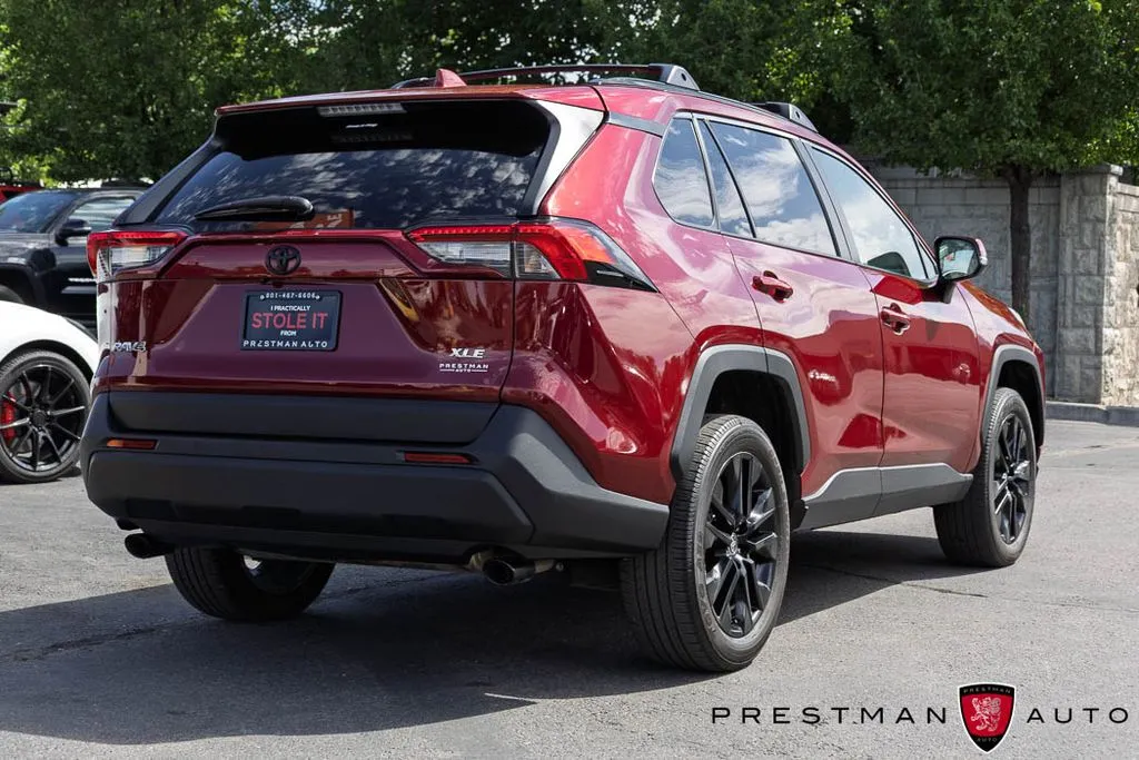 Toyota RAV4 photo 16