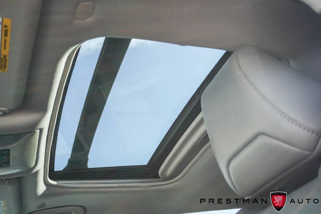 Toyota RAV4 photo 8