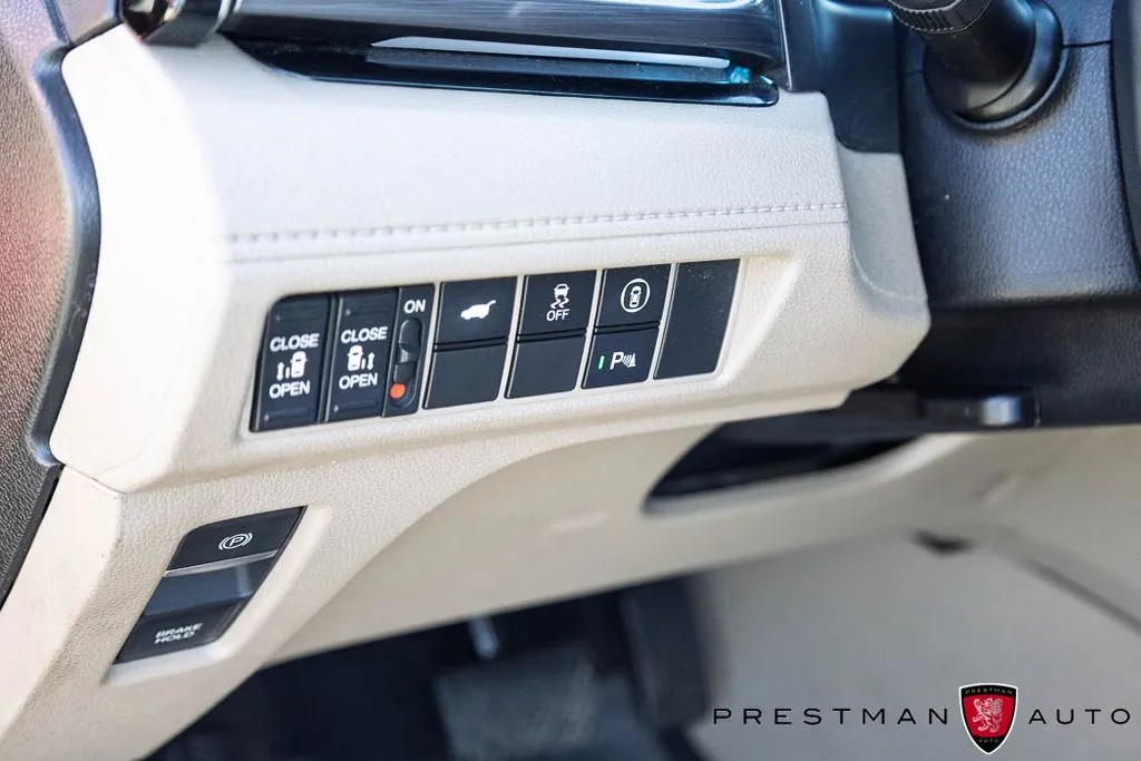 2023 Honda Odyssey Elite - Photo 30