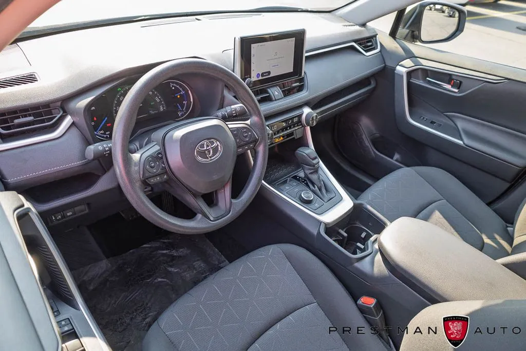 Toyota RAV4 photo 19