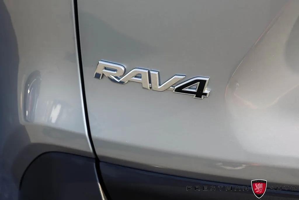Toyota RAV4 photo 39