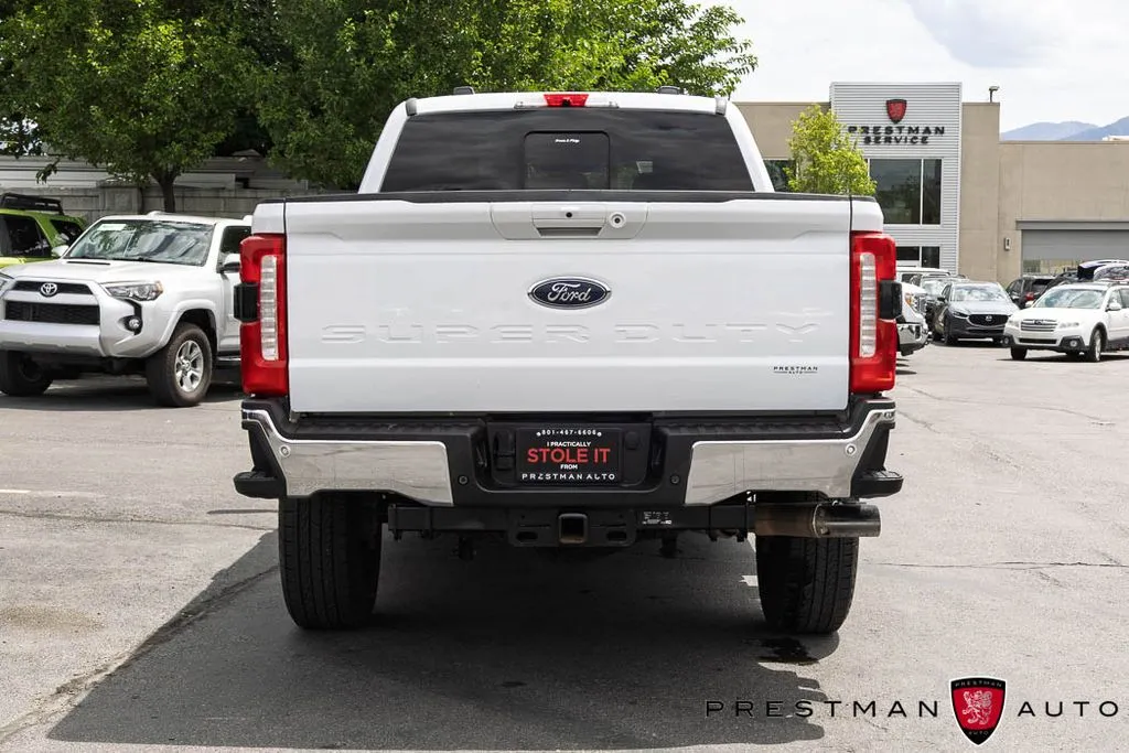 Ford F-250SD photo 23