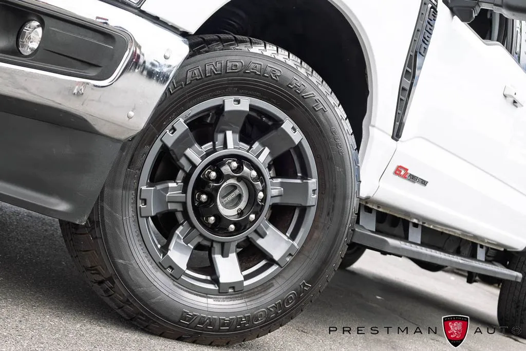 Ford F-250SD photo 16