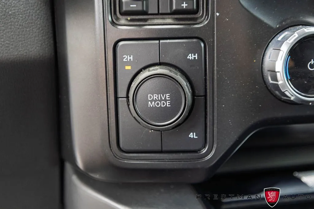 Ford F-250SD photo 14