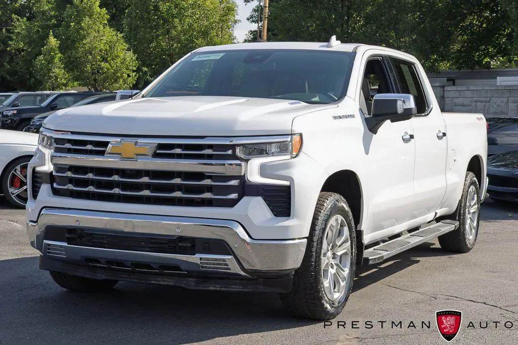 Chevrolet Silverado photo 17