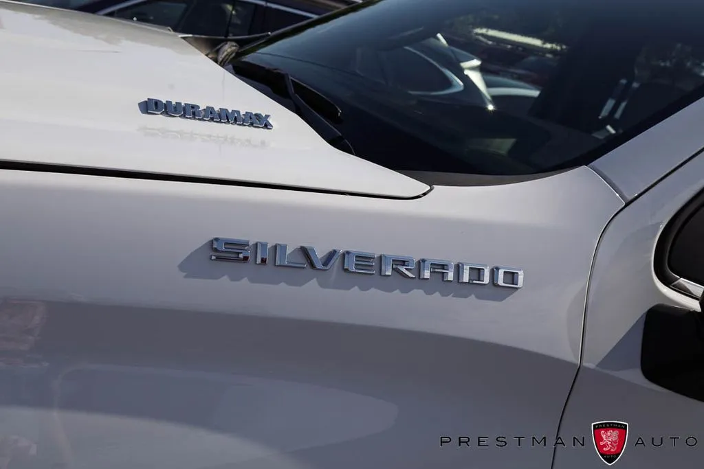 Chevrolet Silverado photo 43