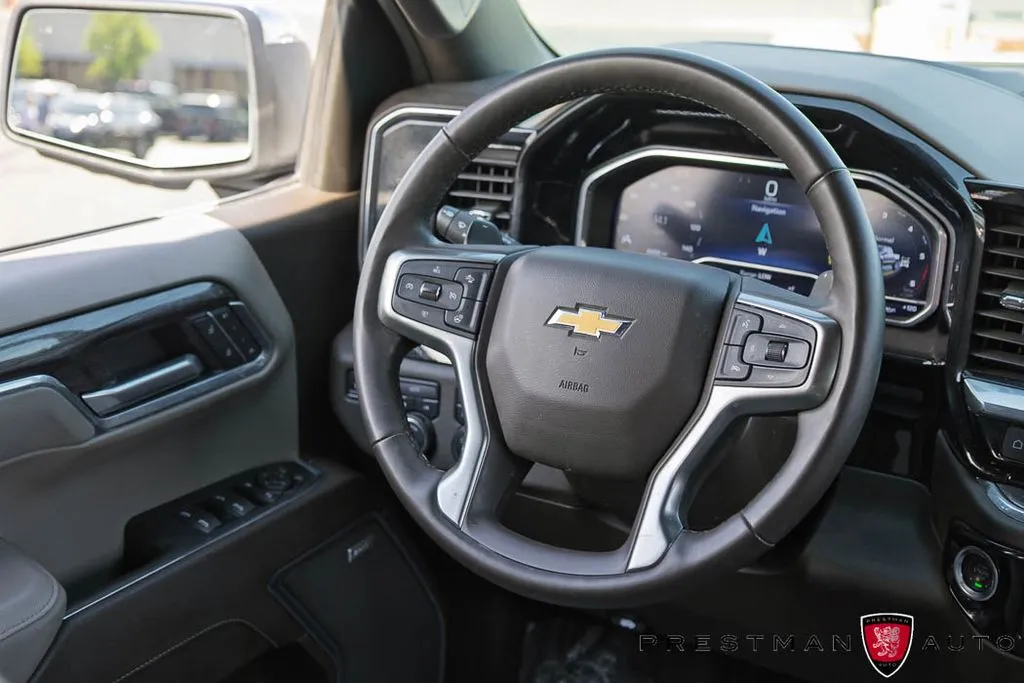 Chevrolet Silverado photo 39