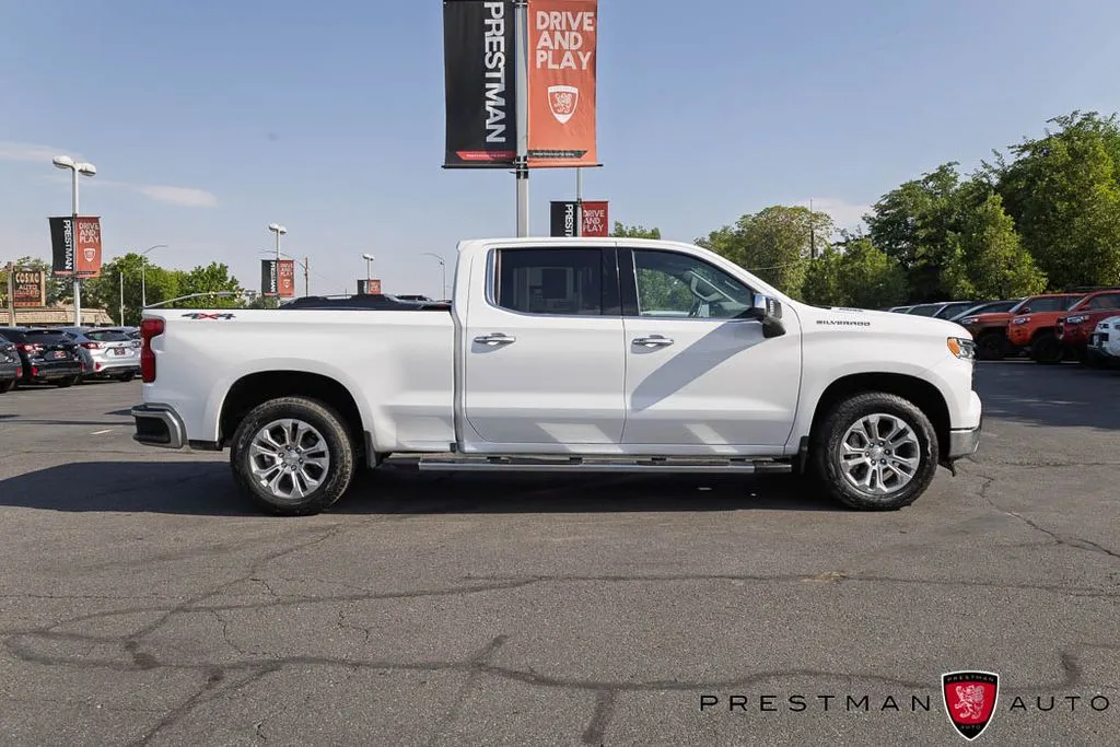 Chevrolet Silverado photo 22
