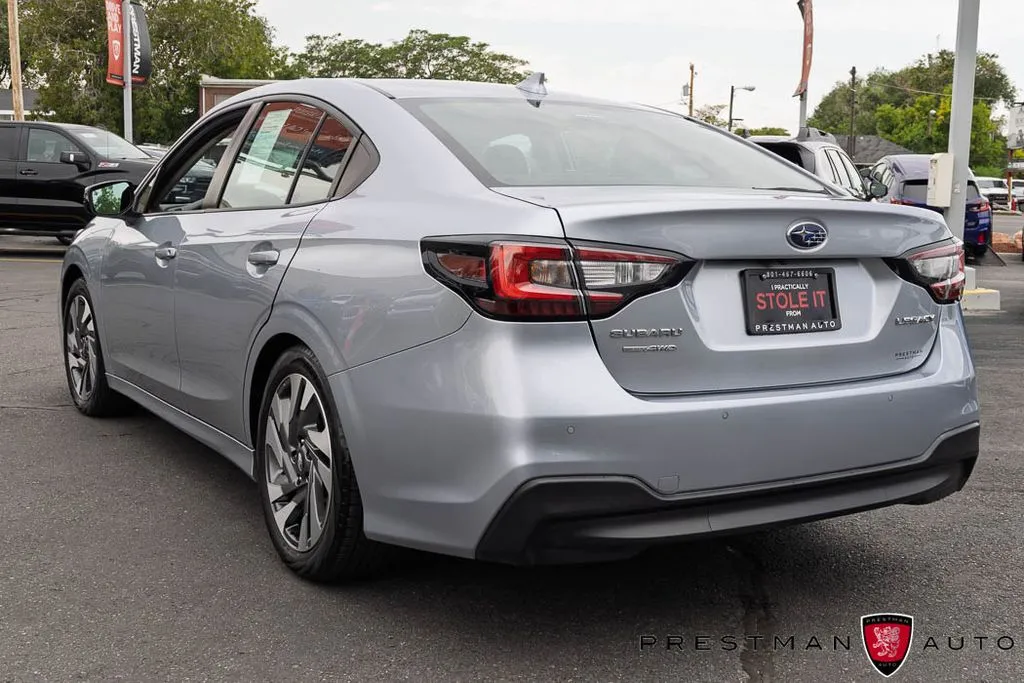 Subaru Legacy photo 18
