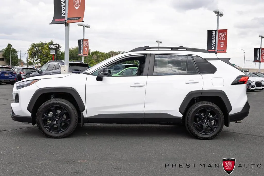 Toyota RAV4 photo 16
