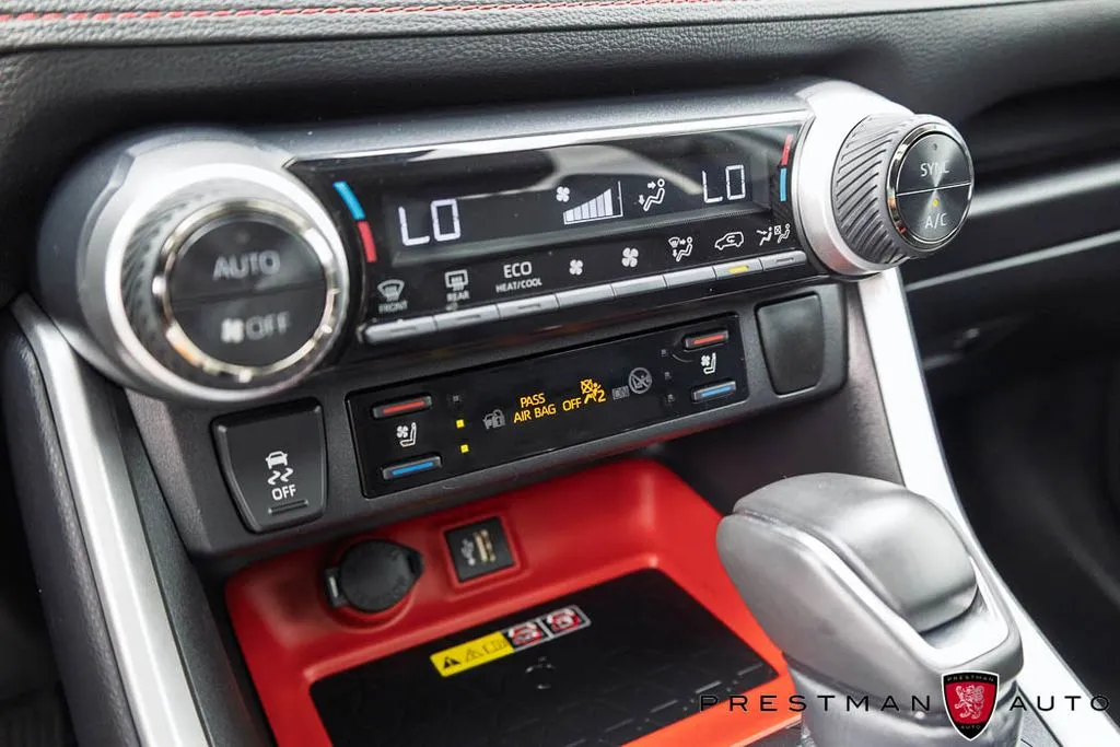 Toyota RAV4 photo 29