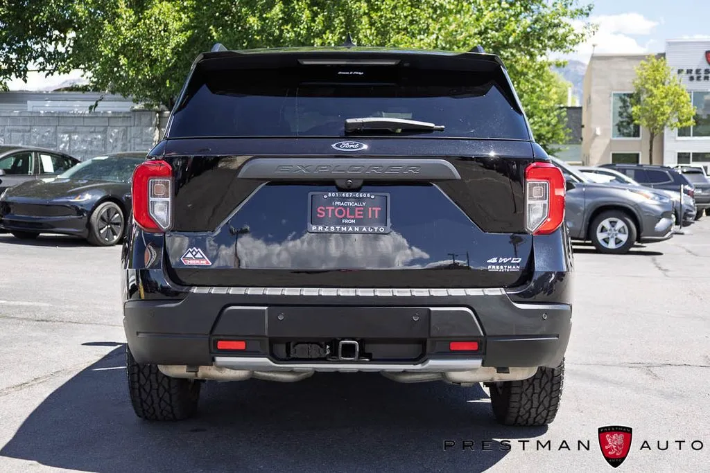 Ford Explorer photo 18