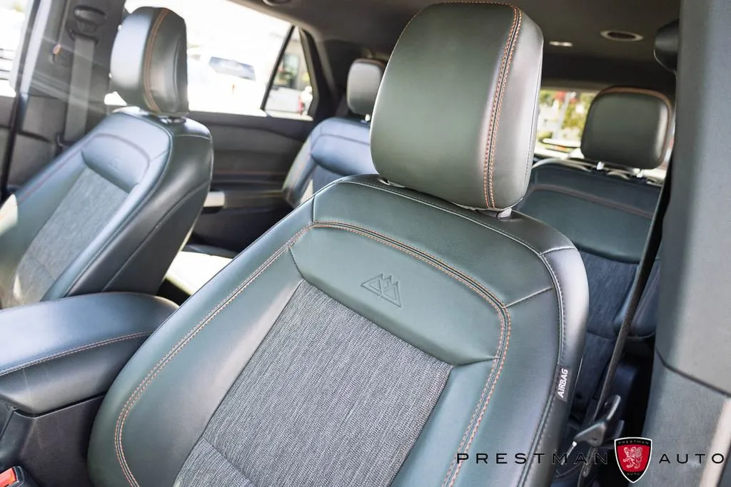 Ford Explorer photo 25