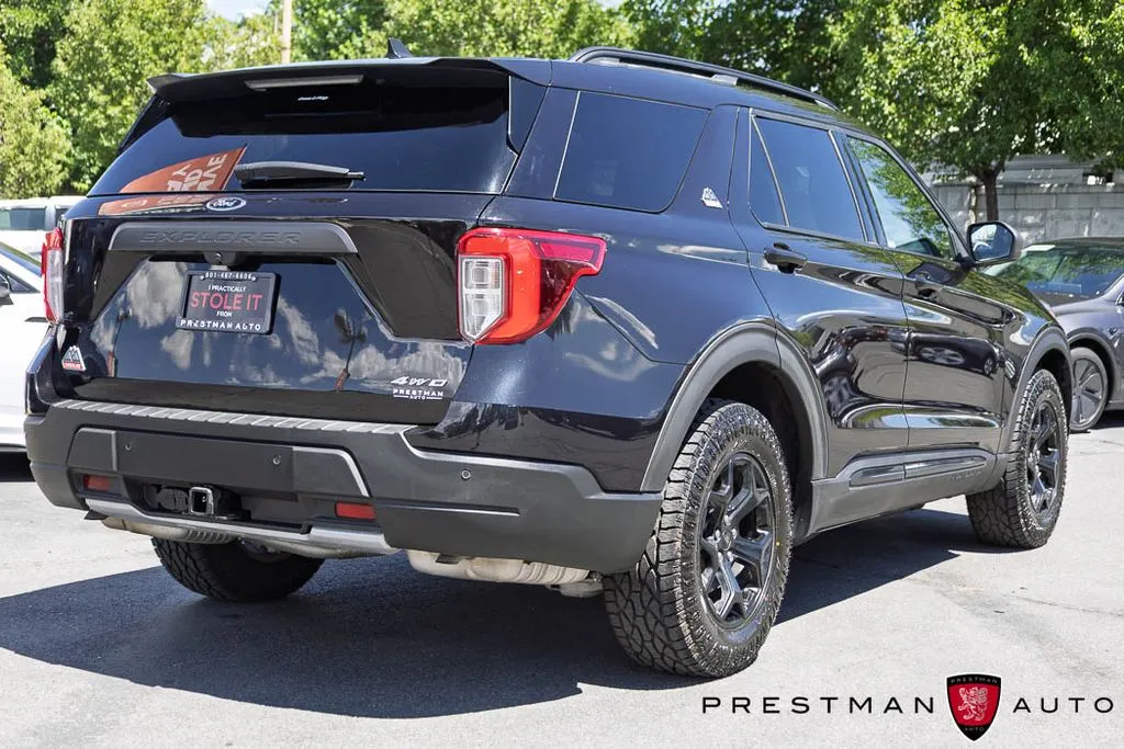 Ford Explorer photo 19