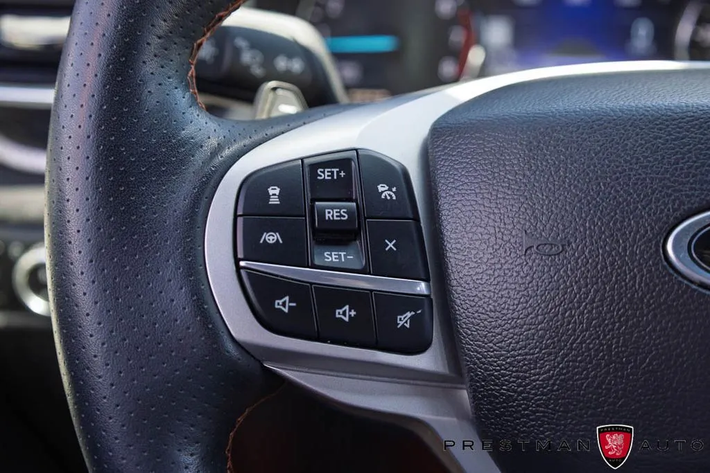Ford Explorer photo 28