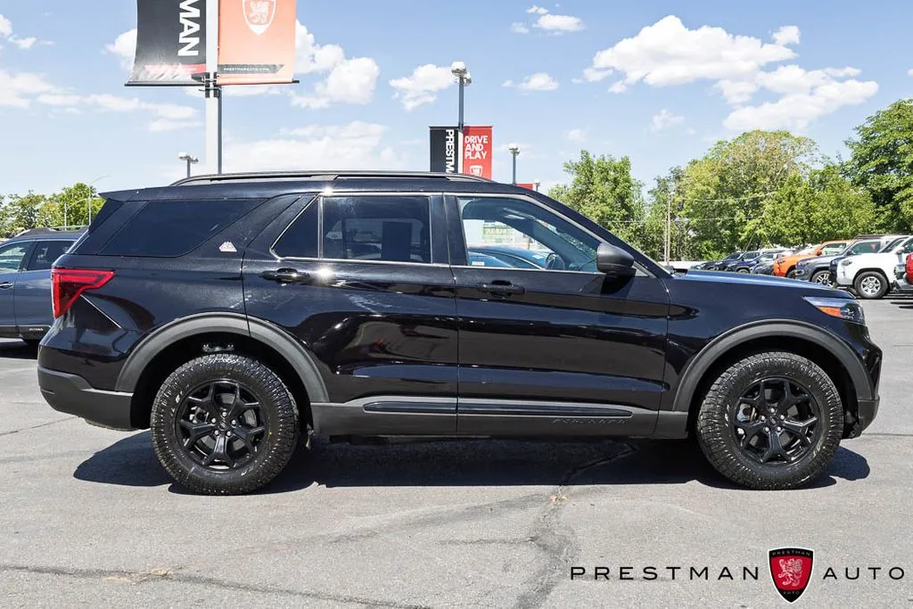 Ford Explorer photo 20