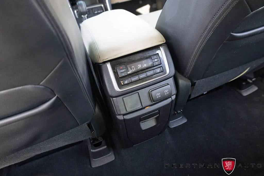 Subaru Ascent photo 45