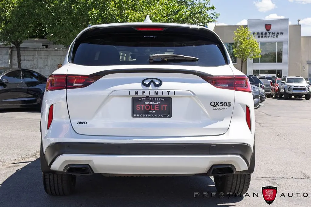 Infiniti QX50 photo 17